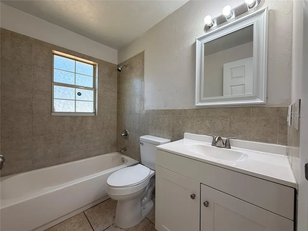 6104 SW 12th Place Gainesville FL 32607