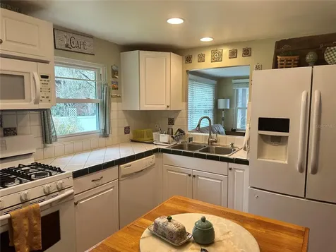 357 Magnolia Place Debary FL 32713