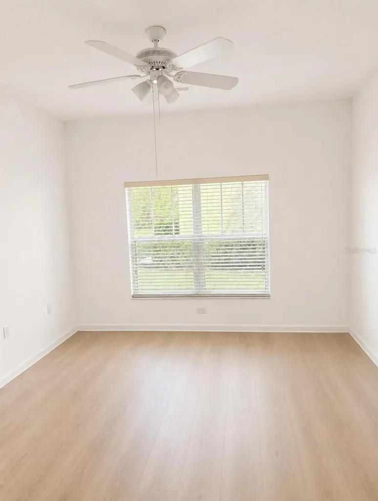 8520 Broken Willow Court Tampa FL 33647