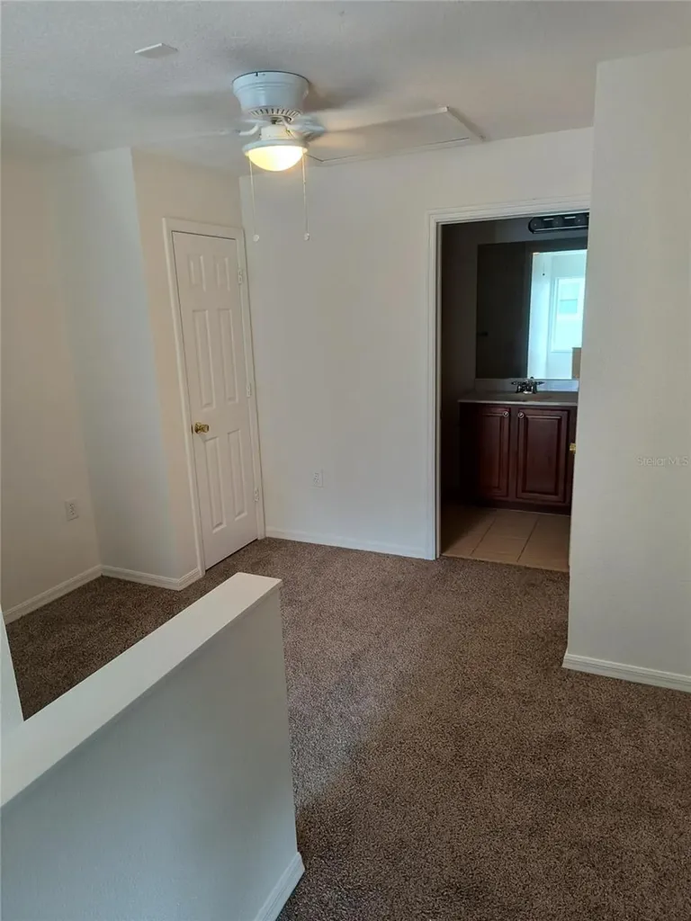 8520 Broken Willow Court Tampa FL 33647