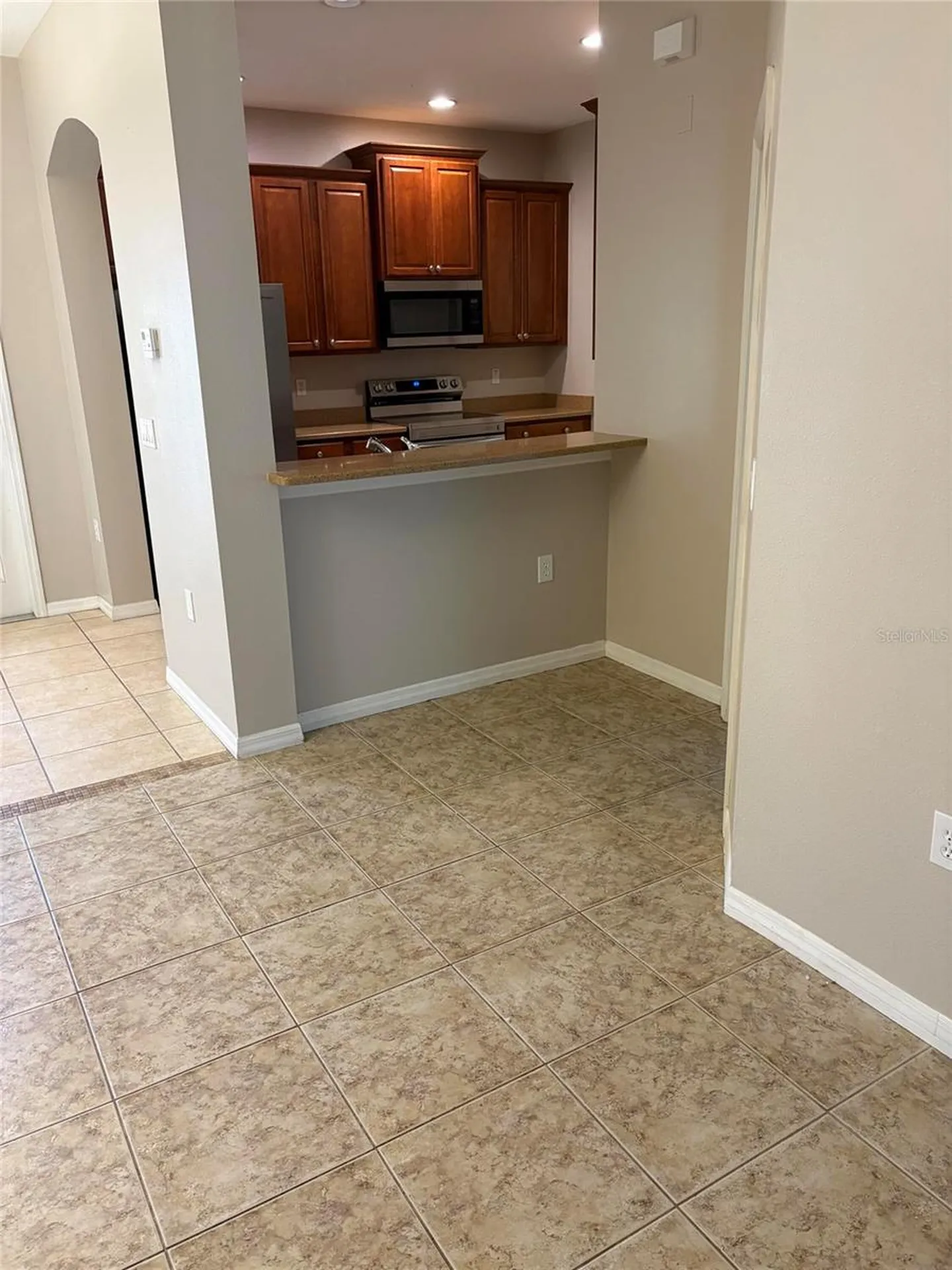 8520 Broken Willow Court Tampa FL 33647