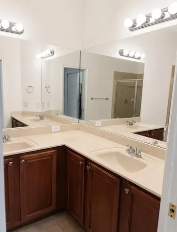 8520 Broken Willow Court Tampa FL 33647