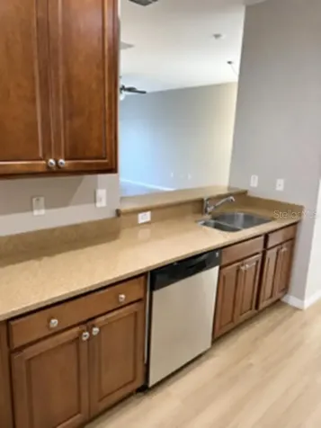 8520 Broken Willow Court Tampa FL 33647