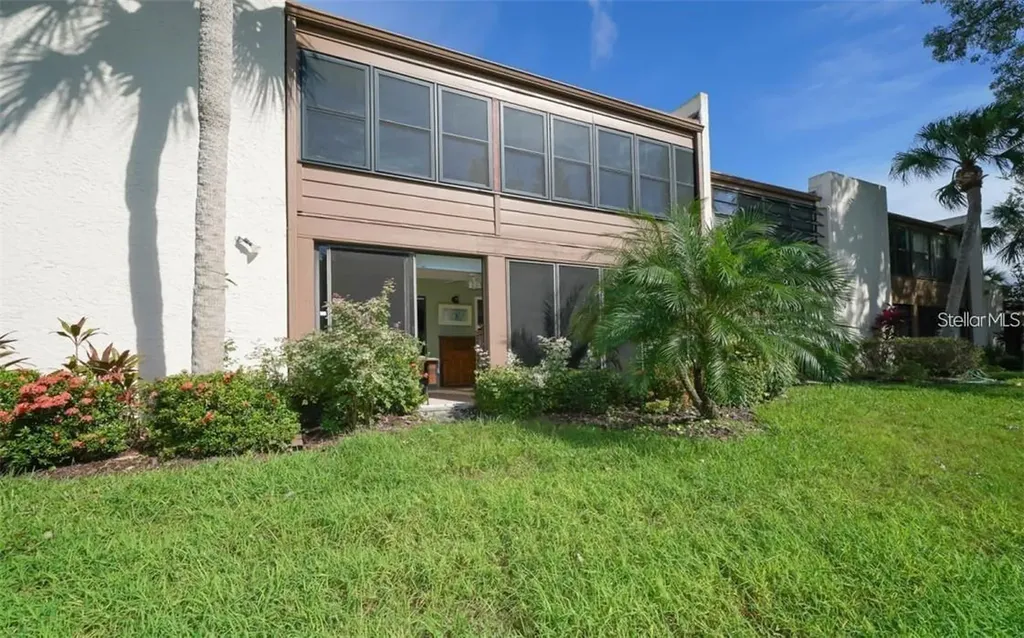 183 Pineneedle Drive Bradenton FL 34210