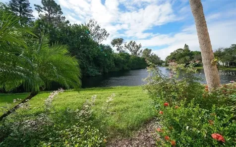 183 Pineneedle Drive Bradenton FL 34210