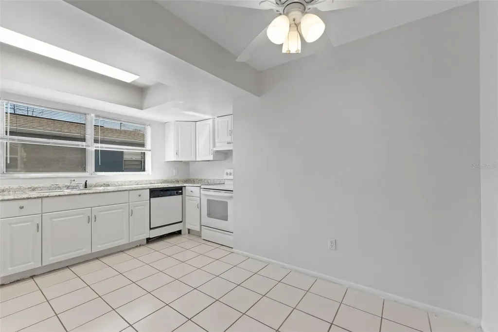 669 52nd Avenue S St Petersburg FL 33705