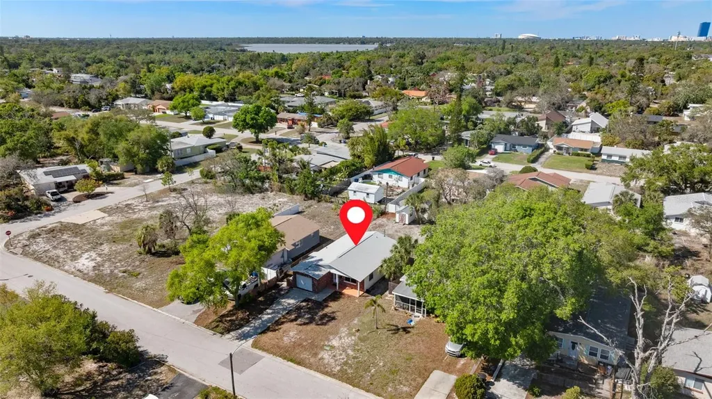 669 52nd Avenue S St Petersburg FL 33705