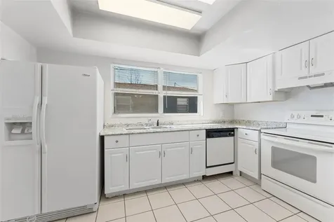 669 52nd Avenue S St Petersburg FL 33705