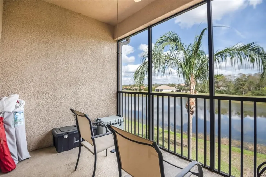 1003 Fairwaycove Lane Bradenton FL 34212