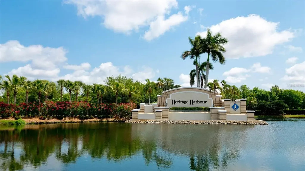 1003 Fairwaycove Lane Bradenton FL 34212