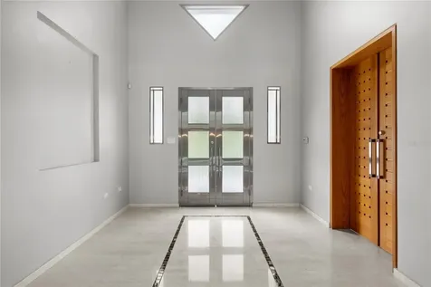 9 Castaña Street Guaynabo PR 00968