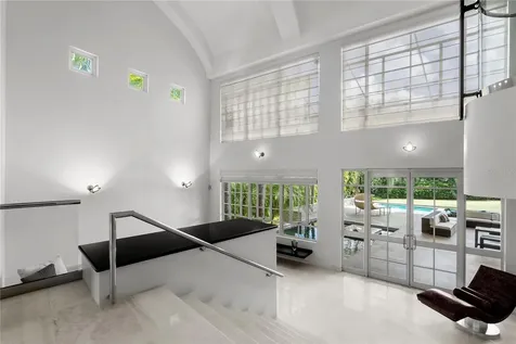 9 Castaña Street Guaynabo PR 00968