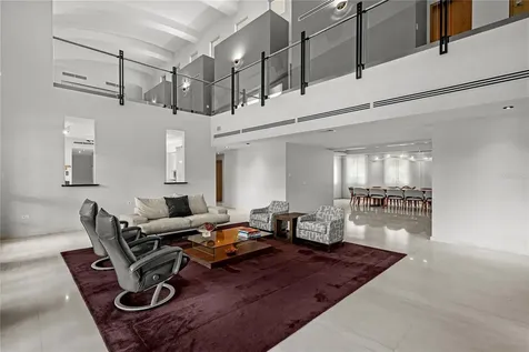 9 Castaña Street Guaynabo PR 00968