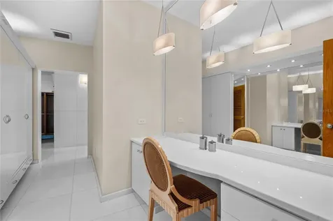 9 Castaña Street Guaynabo PR 00968