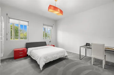 9 Castaña Street Guaynabo PR 00968