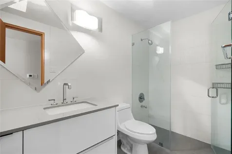 9 Castaña Street Guaynabo PR 00968
