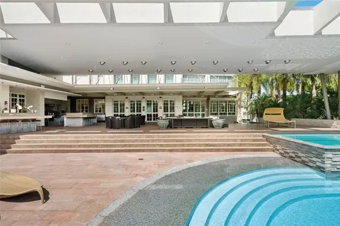 9 Castaña Street Guaynabo PR 00968