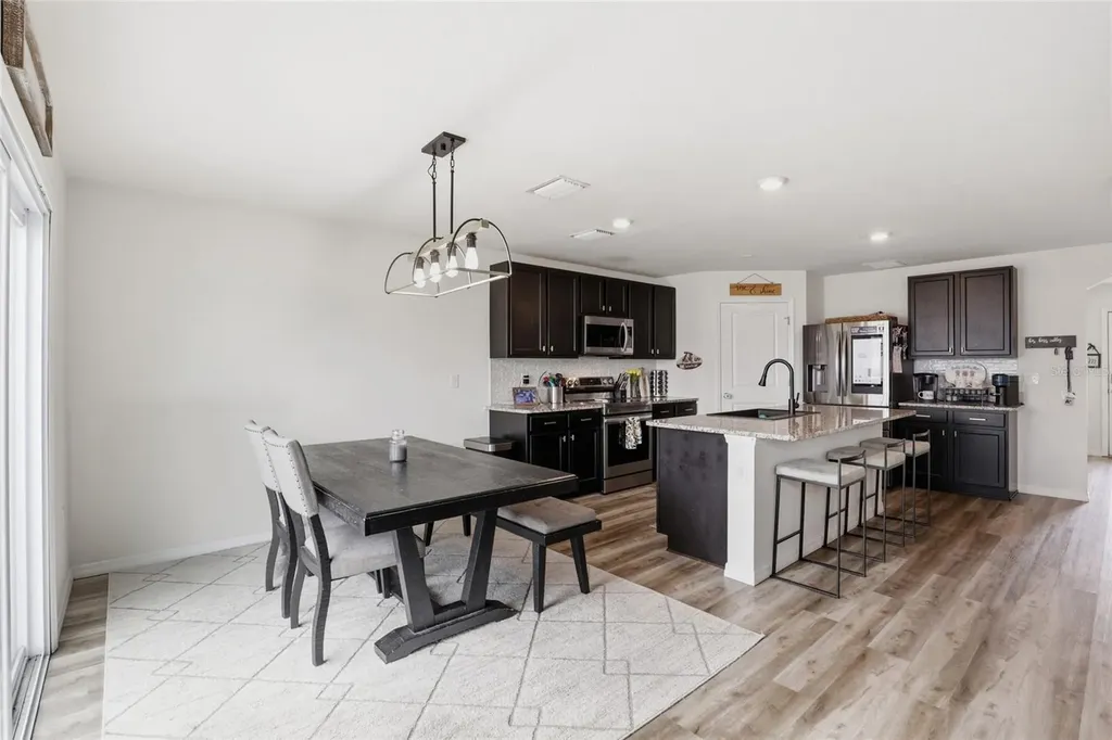 879 NW 251st Drive Newberry FL 32669