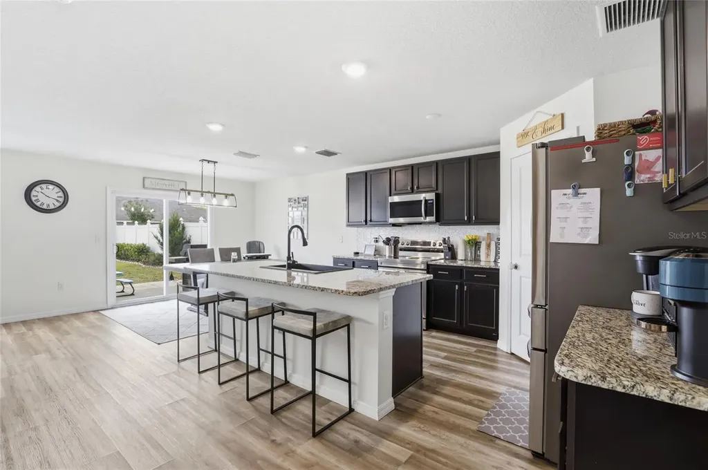 879 NW 251st Drive Newberry FL 32669