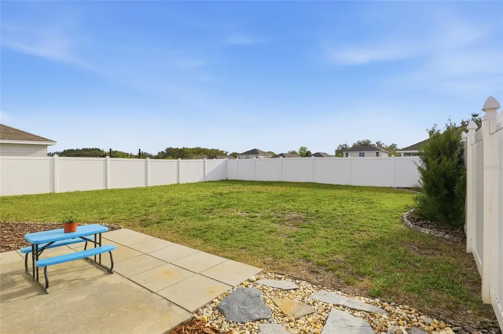 879 NW 251st Drive Newberry FL 32669