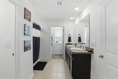 879 NW 251st Drive Newberry FL 32669