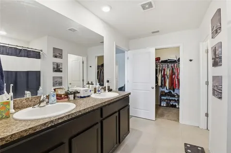 879 NW 251st Drive Newberry FL 32669