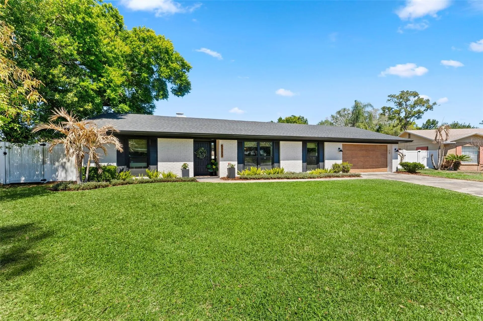 5233 Jennifer Place Orlando FL 32807