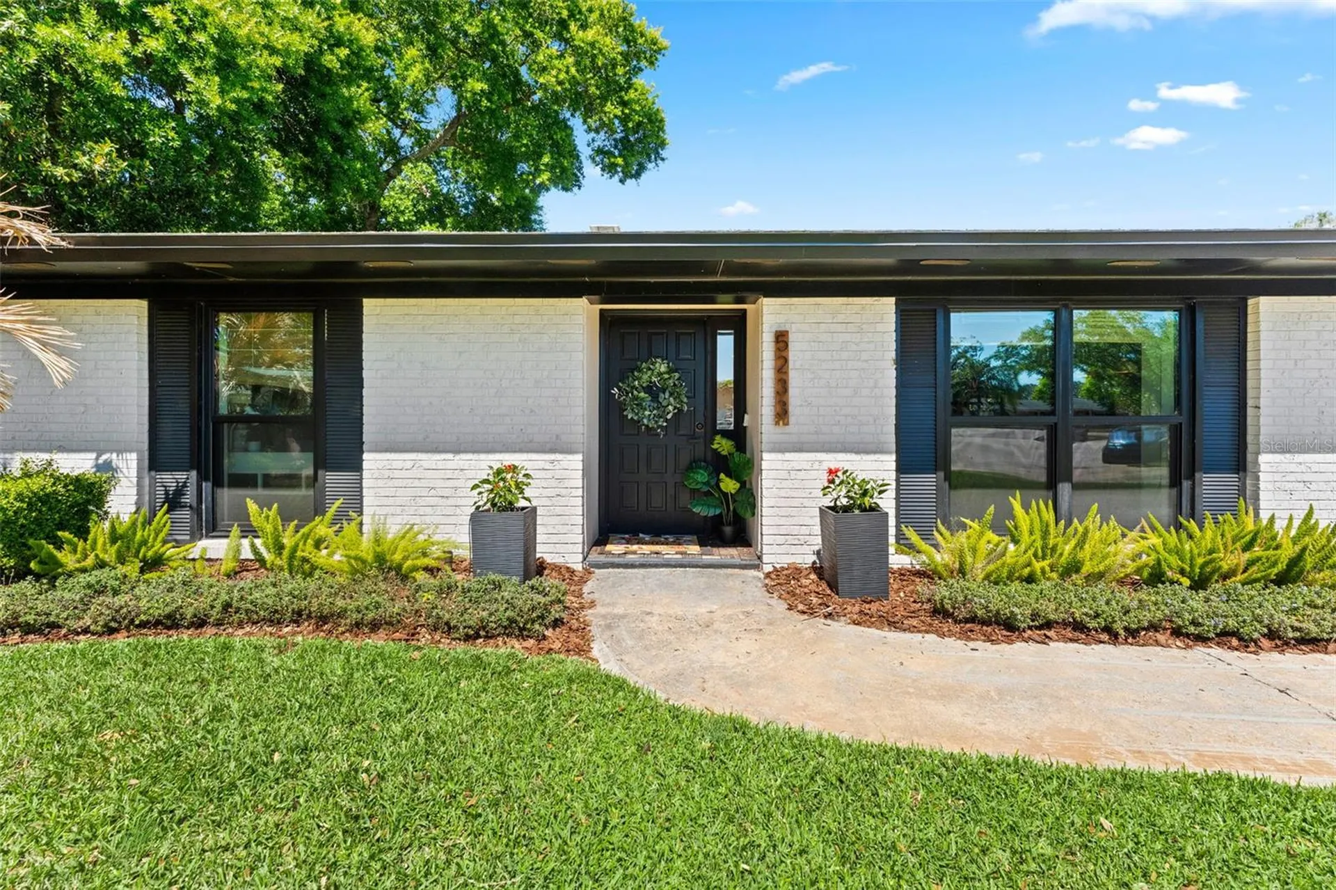 5233 Jennifer Place Orlando FL 32807
