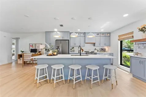 5233 Jennifer Place Orlando FL 32807