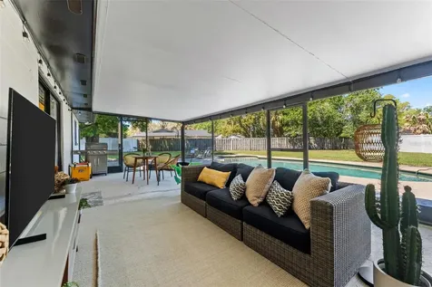 5233 Jennifer Place Orlando FL 32807