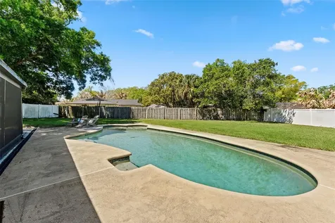 5233 Jennifer Place Orlando FL 32807