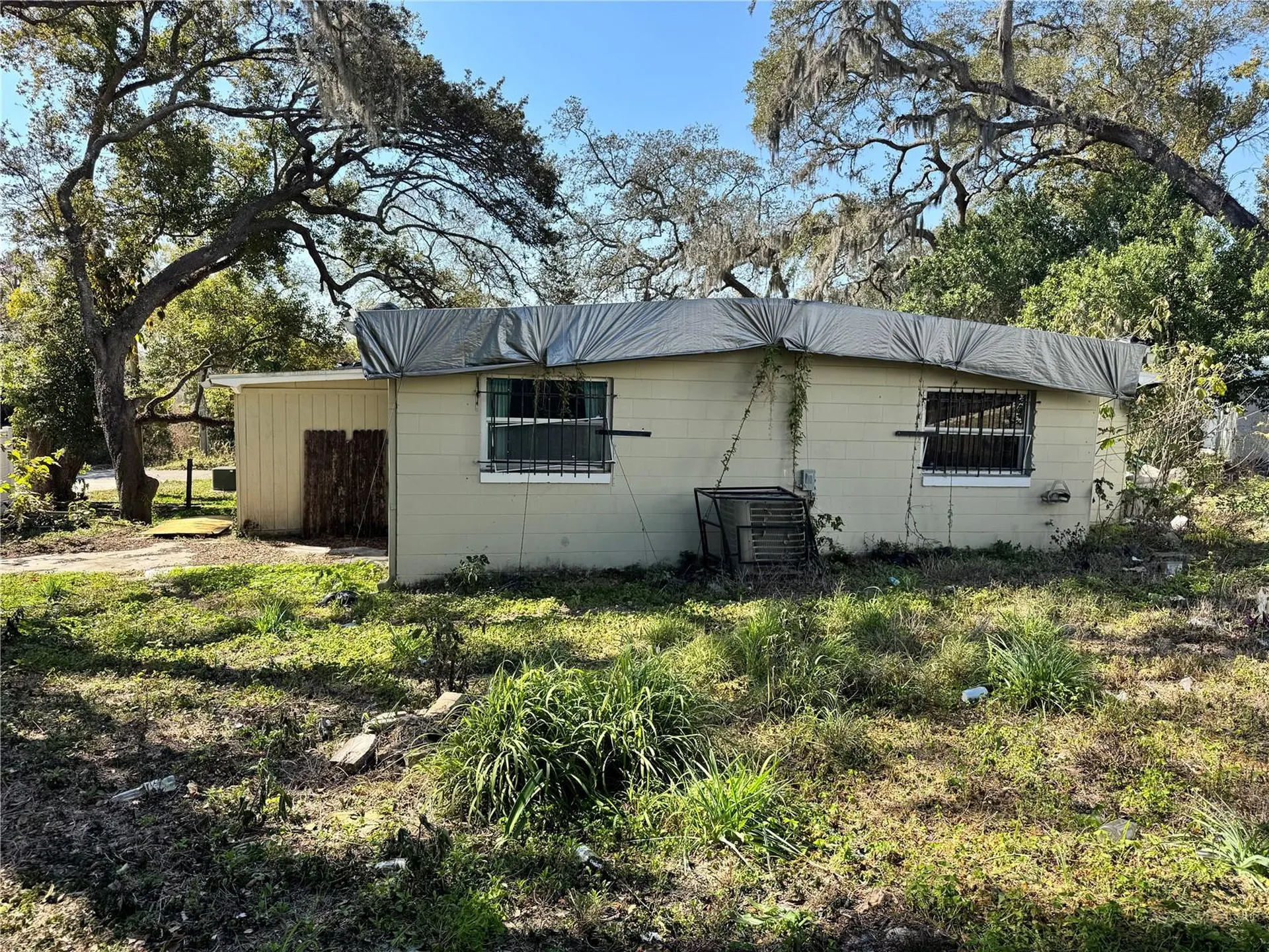 7921 Lakeshore Drive Tampa FL 33604