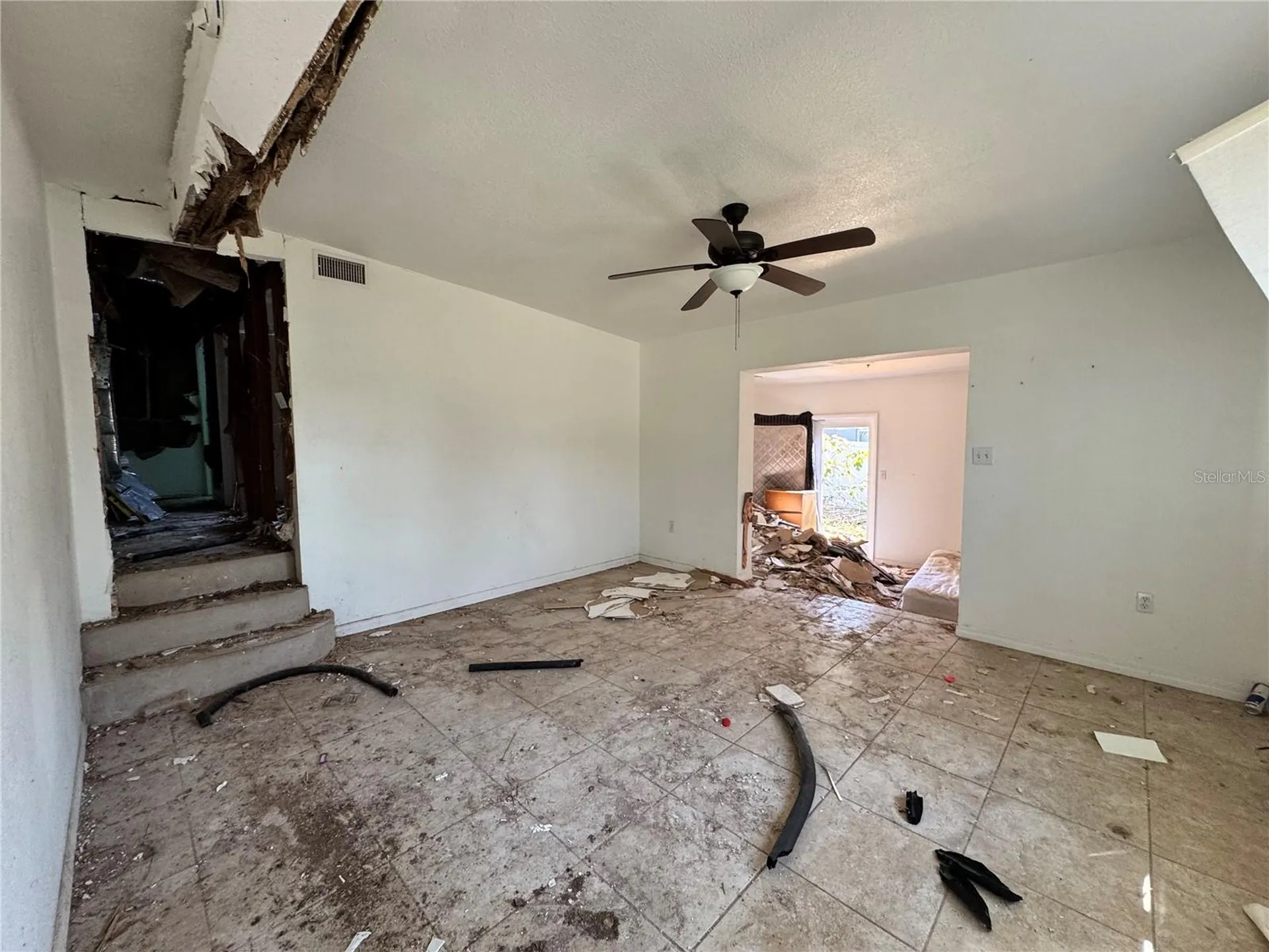 7921 Lakeshore Drive Tampa FL 33604