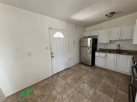 7921 Lakeshore Drive Tampa FL 33604