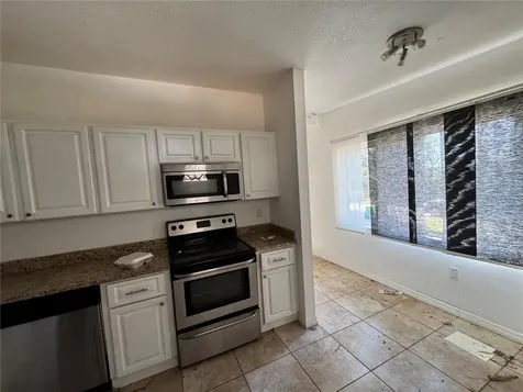 7921 Lakeshore Drive Tampa FL 33604