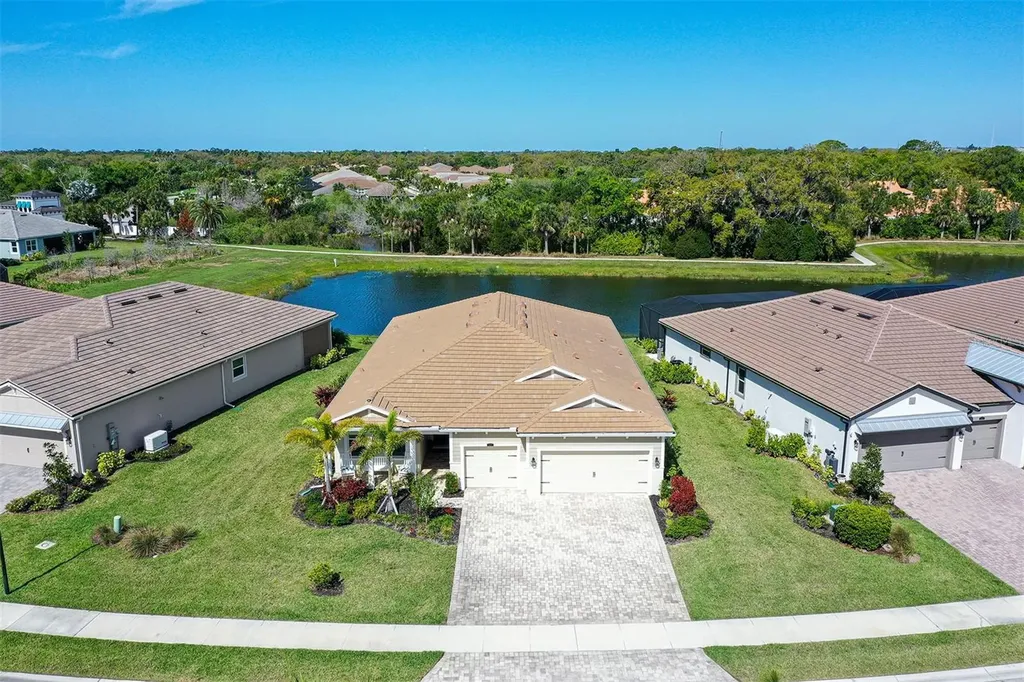 5521 Blue Water Boulevard Sarasota FL 34238