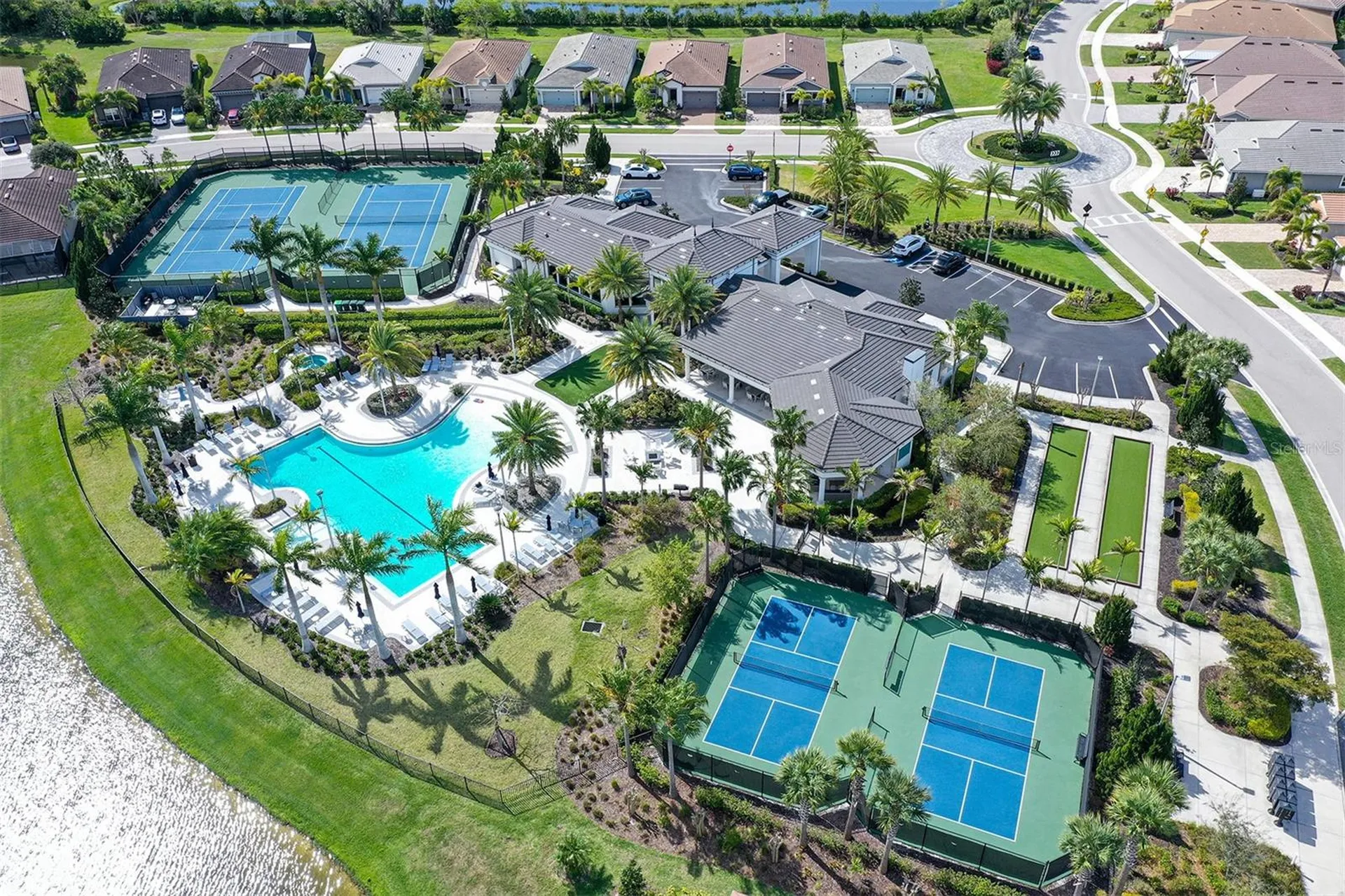 5521 Blue Water Boulevard Sarasota FL 34238