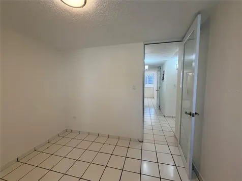Apt. Ac-101 Cond. Turabo Clusters Caguas PR 00725