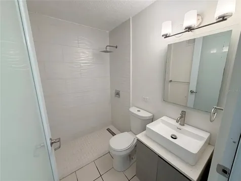 Apt. Ac-101 Cond. Turabo Clusters Caguas PR 00725