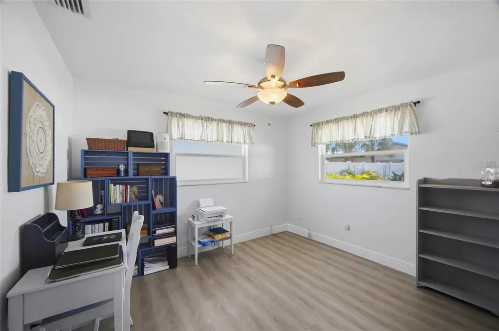 2190 Scotland Drive Clearwater FL 33763