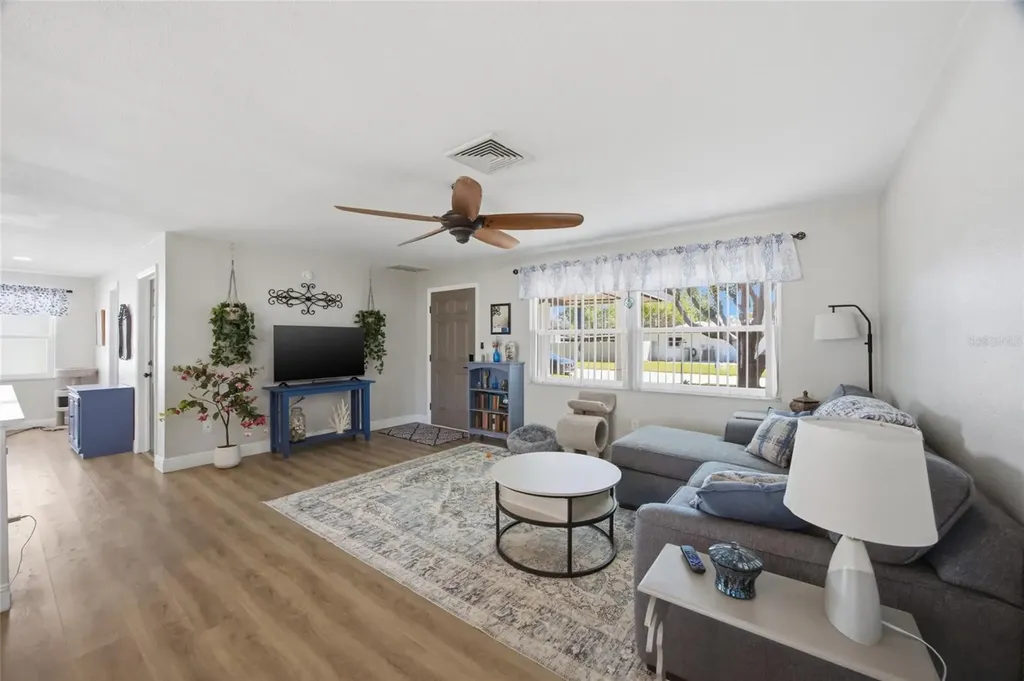 2190 Scotland Drive Clearwater FL 33763