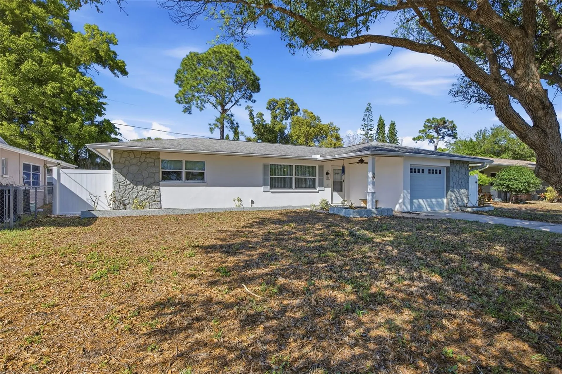2190 Scotland Drive Clearwater FL 33763