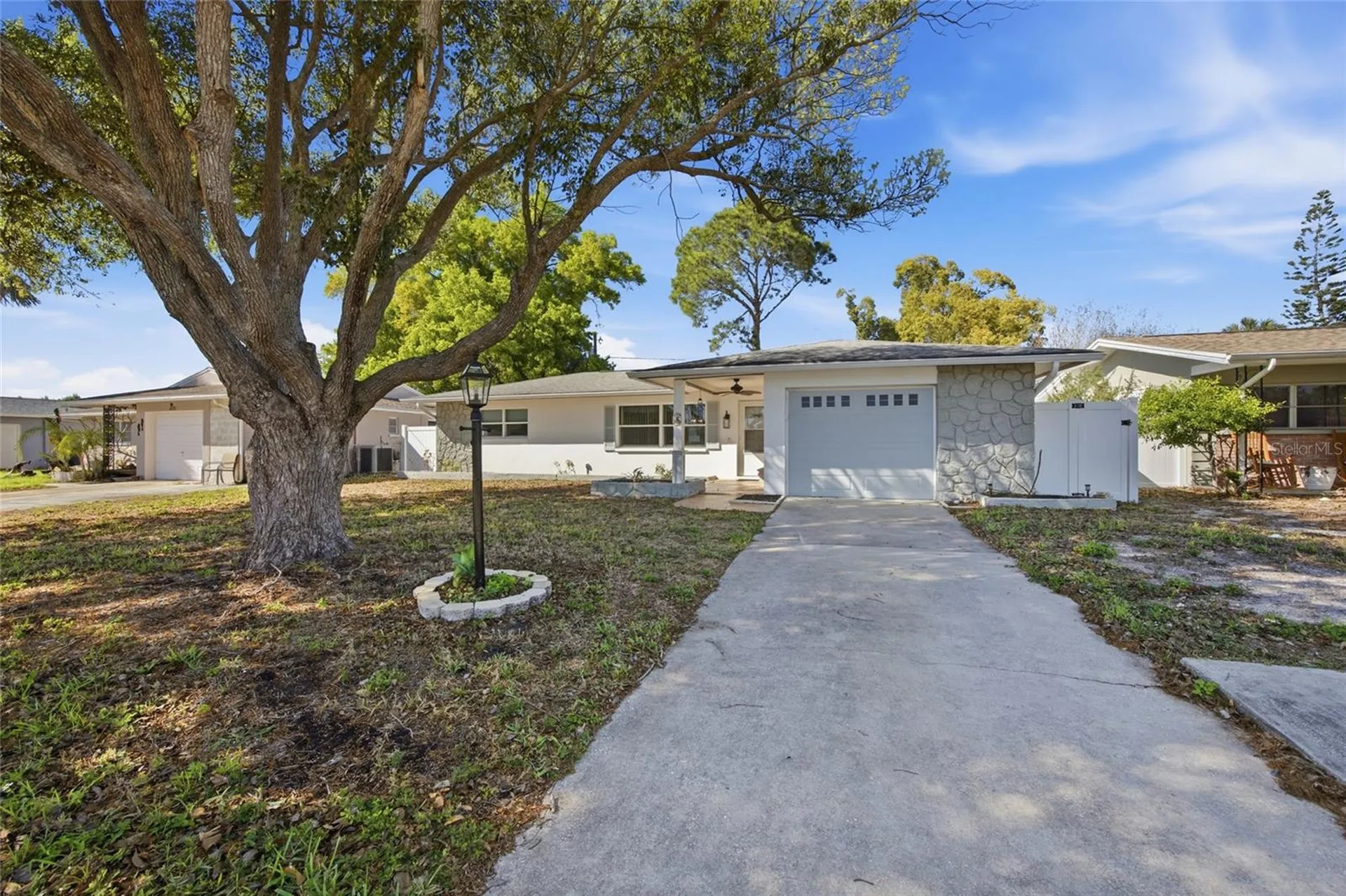 2190 Scotland Drive Clearwater FL 33763