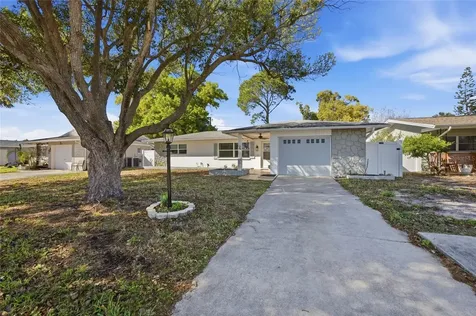 2190 Scotland Drive Clearwater FL 33763
