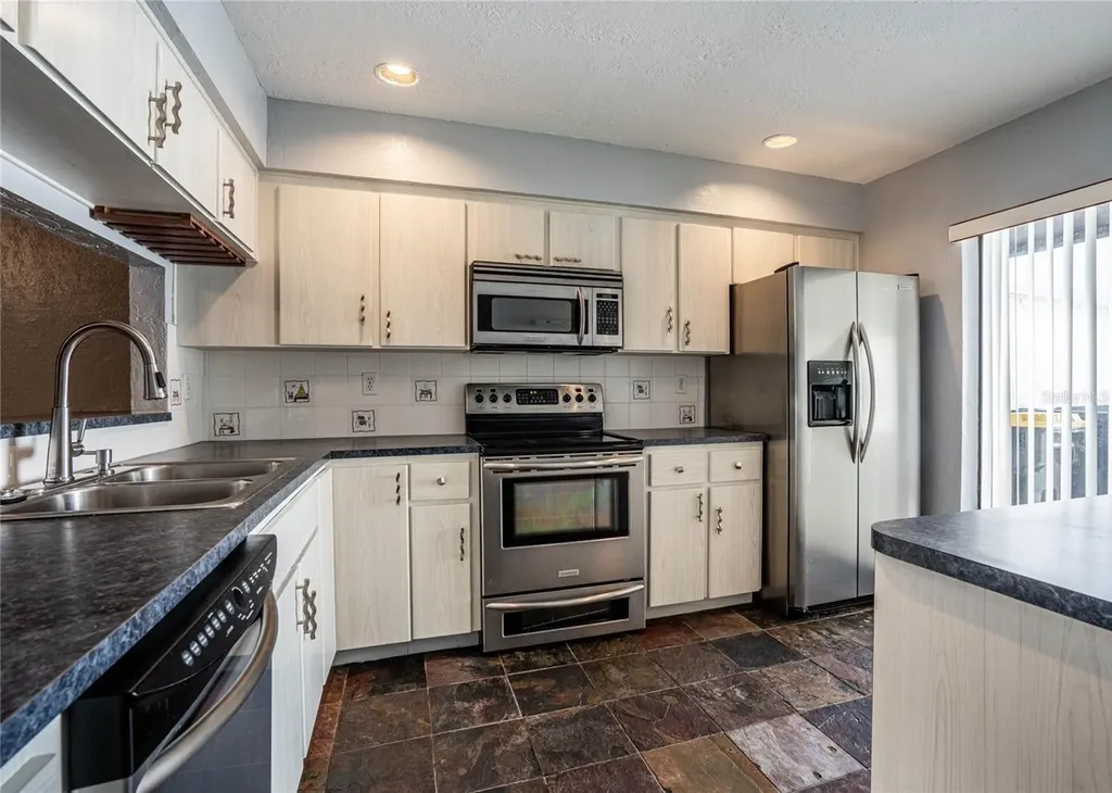 8 Huntley Court Haines City FL 33844