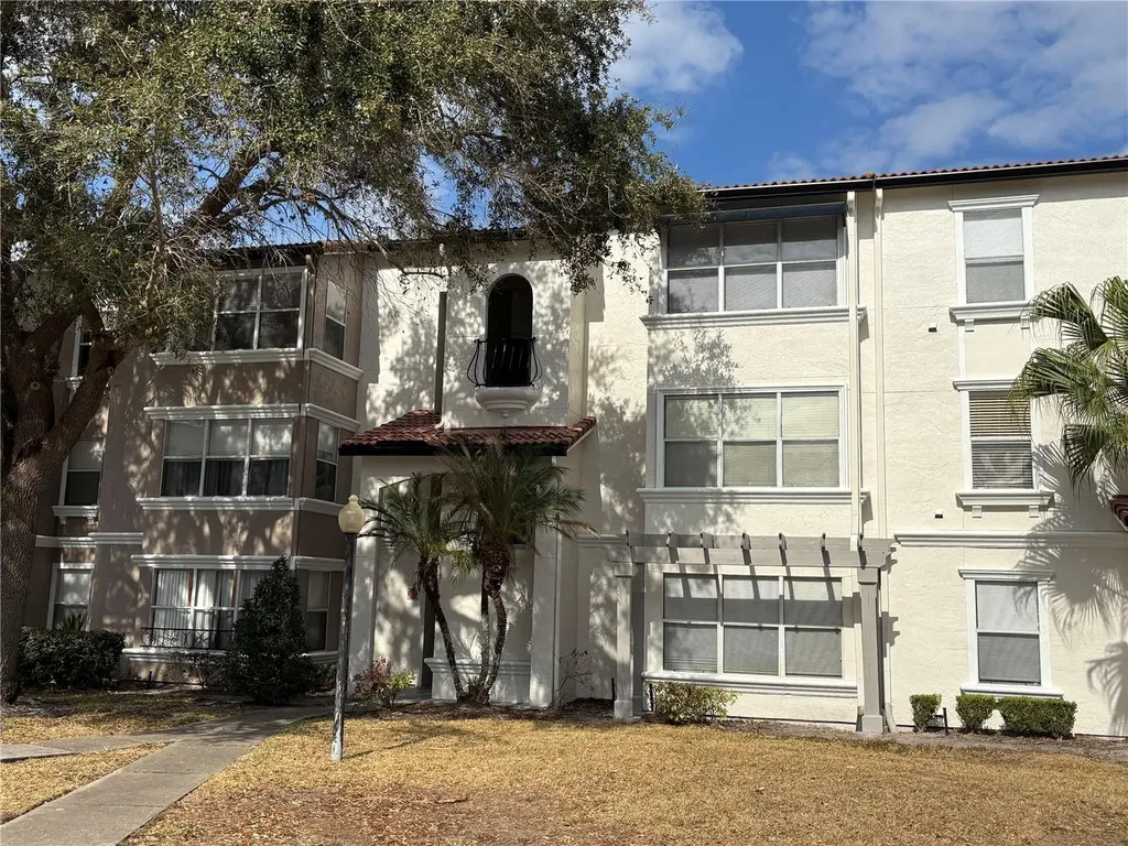 5152 Conroy Road Orlando FL 32811