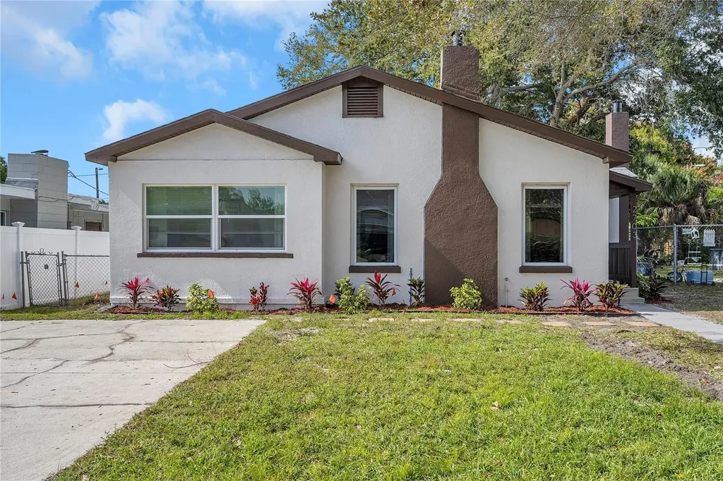 2703 18th Street S St Petersburg FL 33712