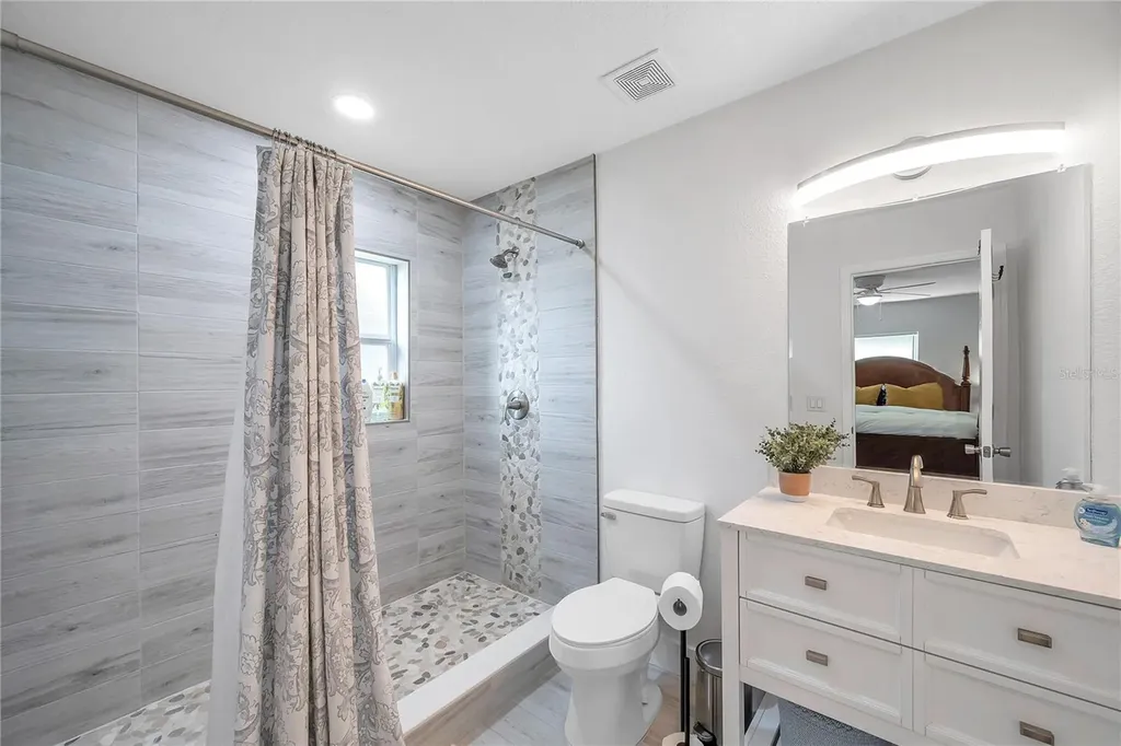 2703 18th Street S St Petersburg FL 33712