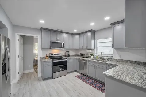 2703 18th Street S St Petersburg FL 33712