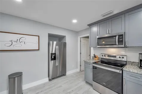 2703 18th Street S St Petersburg FL 33712